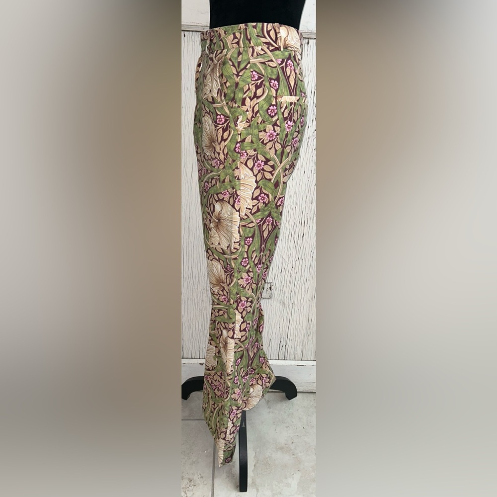 🌺BOHO Floral Slacks by H&M🌺 - Picture 7 of 10